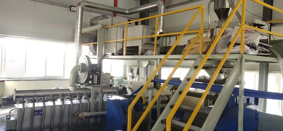Uniform Coverage PP Spunbond Nonwoven Fabric Making Machine For Medical Protection