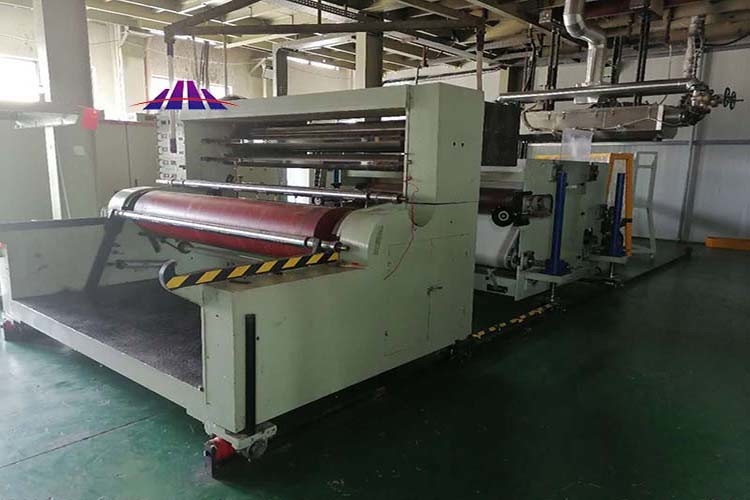 5.5KW 380V Non Woven Fabric Slitting Machine High Speed Automatic